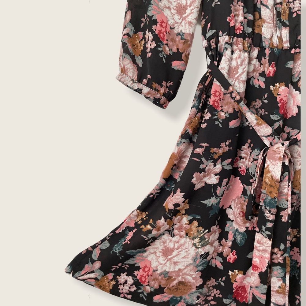 Daniel Rainn Floral Dress with Pockets - Picture 8 of 12